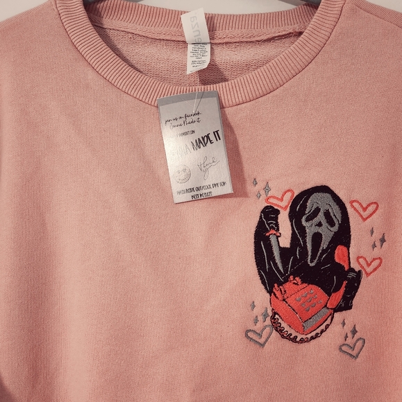 "Scream" Embroidered Balloon Sleeve Crew Sweatshirt, Silver Pink - Picture 4 of 7